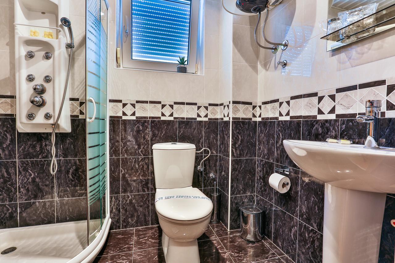 Hotel Perla Adriatica Cattaro Esterno foto